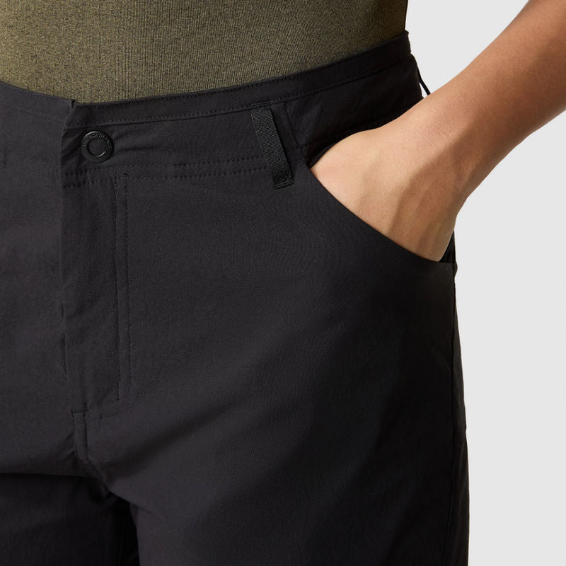 EXPLORATION SHORT WOMAN