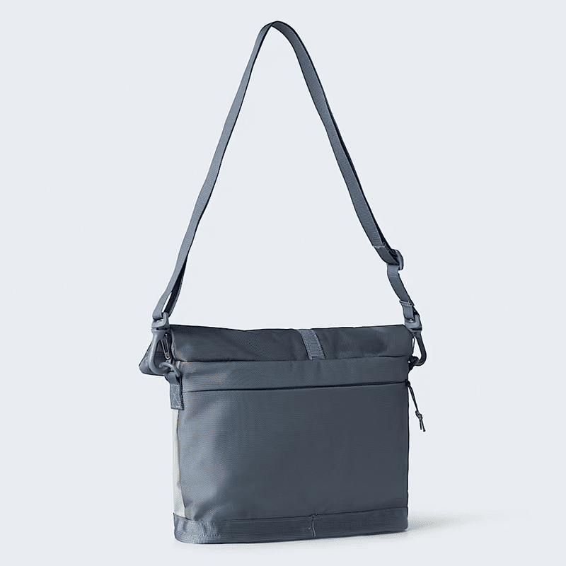 BASE CAMP SHOULDER BAG