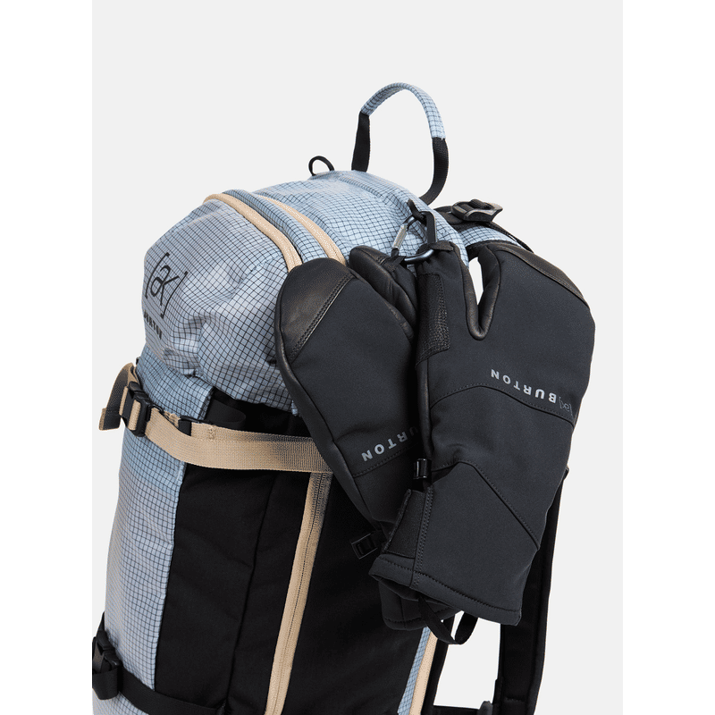 GORE-TEX CLUTCH MITTENS